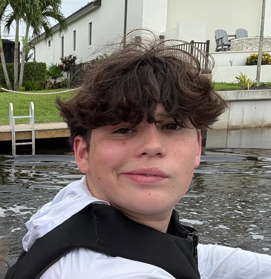 Mikey May - Moo's Pressure Washing